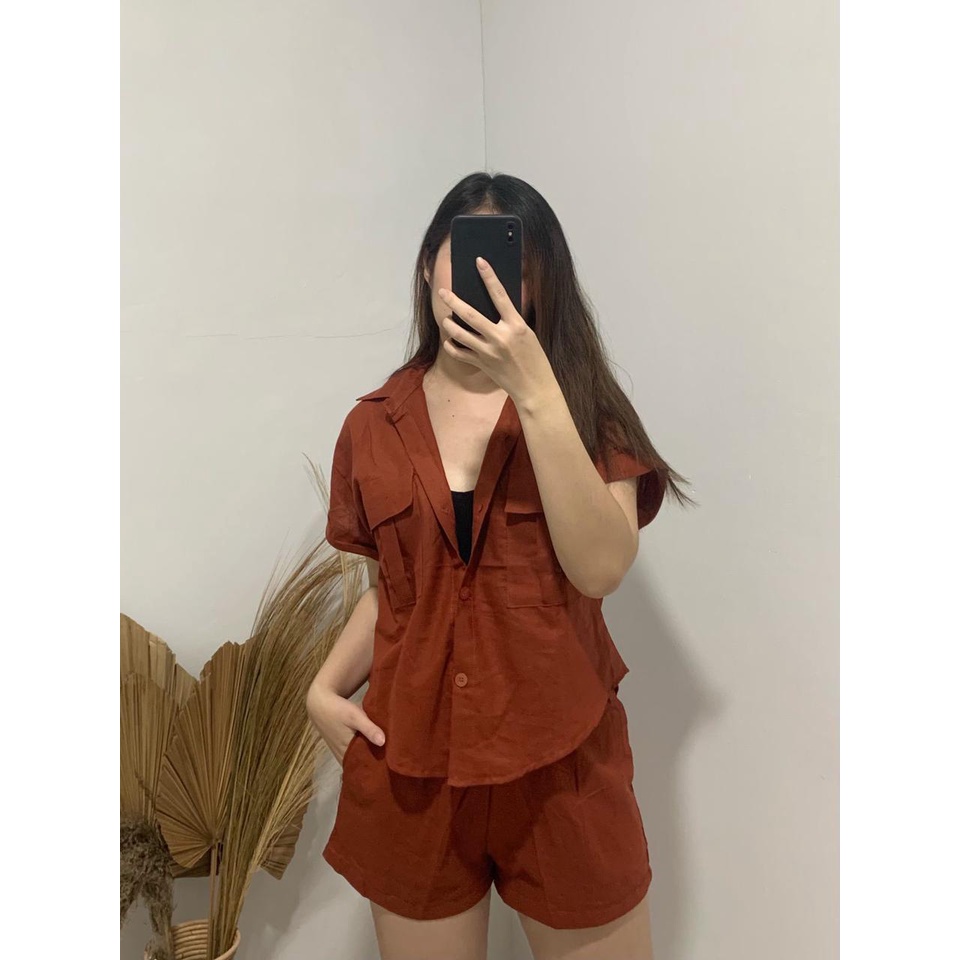 Reyna Set / Setelan Kemeja Linen Lengan Pendek - Celana Pendek Wanita