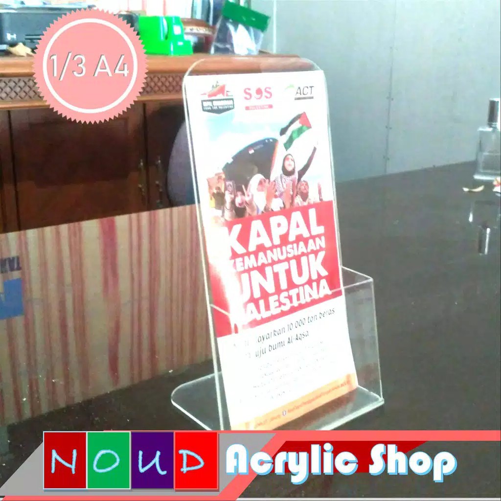 

empat brosur Akrilik - Acrylic standing leaflet - Ukuran Sepertiga A4 - Berkualitas