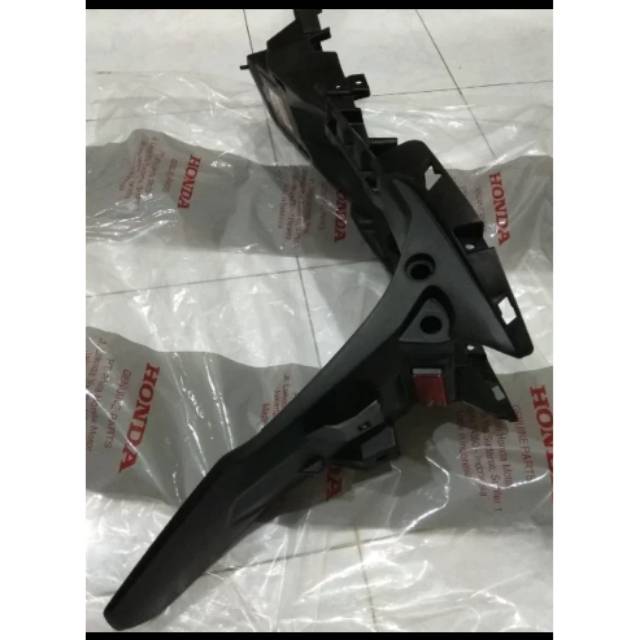 Spakbor Slebor Belakang Fender belakang Cb150r Cb 150 old 2012 2013 2014 2015 non led 8010A-K15-900 