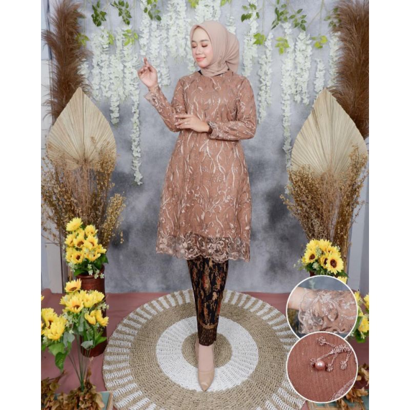 Kebaya Tunik / Kebaya Brokat / Kebaya Modern / Kebaya Favorite