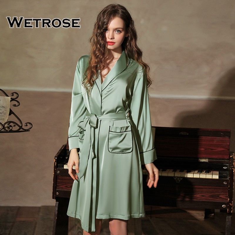 【Wetrose】Women Sexy Imitation Silk Private Satin Elegant Charming Robe Bathrobe Nightgown Kimono Bride