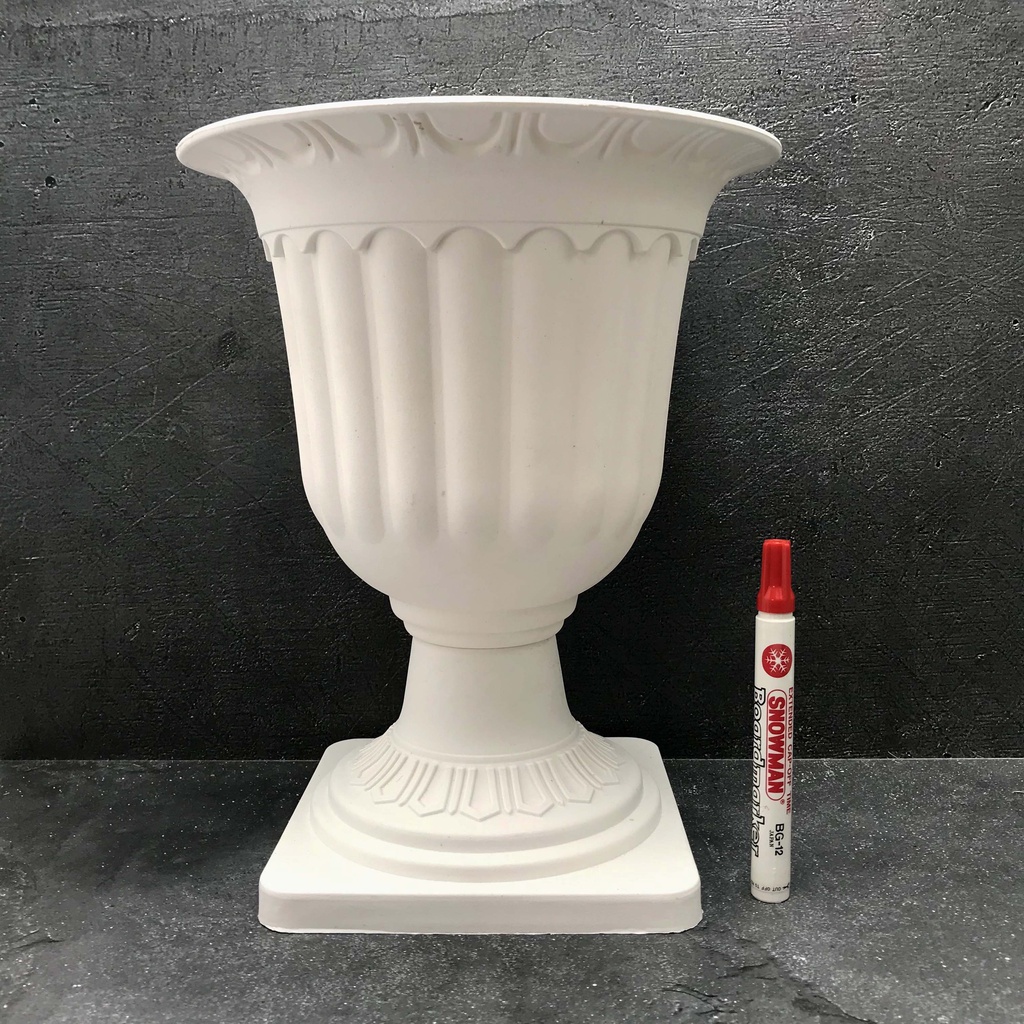 Pot Plastik Klasik Tinggi 30 cm Diameter 24.5 cm, Vas Bunga