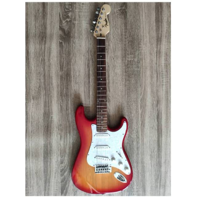 fender stratocaster sunburst