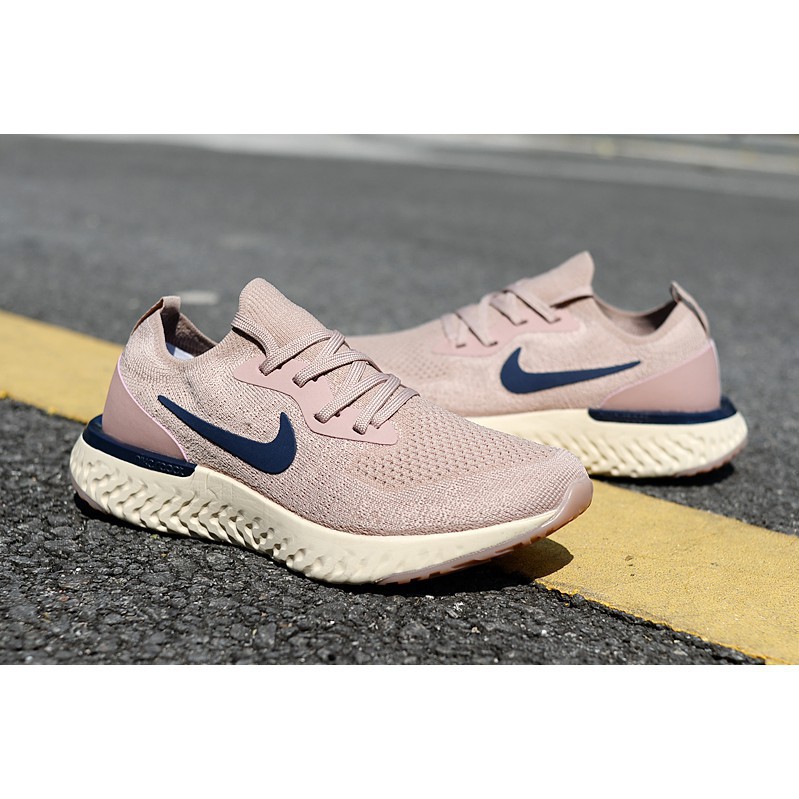nike flyknit beige