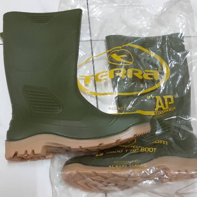 SEPATU BOOTS KARET / SEPATU PAJAK / SEPATU KARET