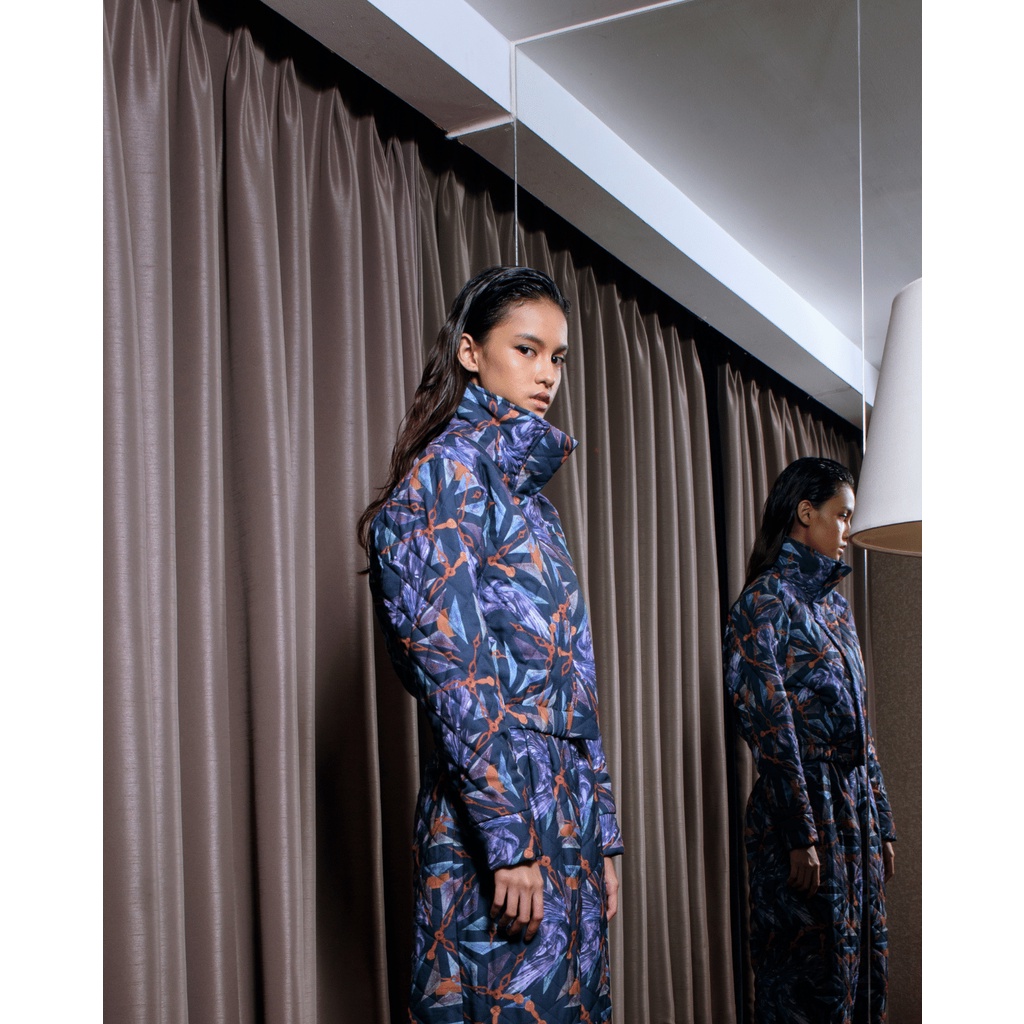 SVH | Jay Quilted Crop Jacket in Navy | Jacket Wanita | Jacket Crop Navy Wanita | Mantel Wanita Keki
