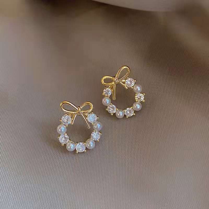 Fashion Korea Sepasang Anting Mutiara Garland Aksesoris Mode