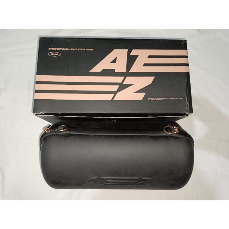 preloved ATEEZ Official lightstick case [booked]