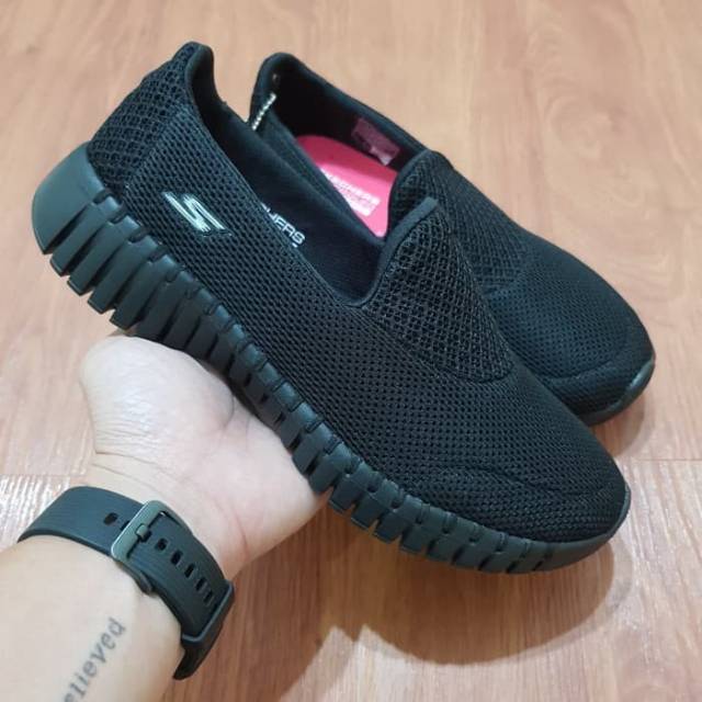 SKECHERS WOMAN GO WALK SMART