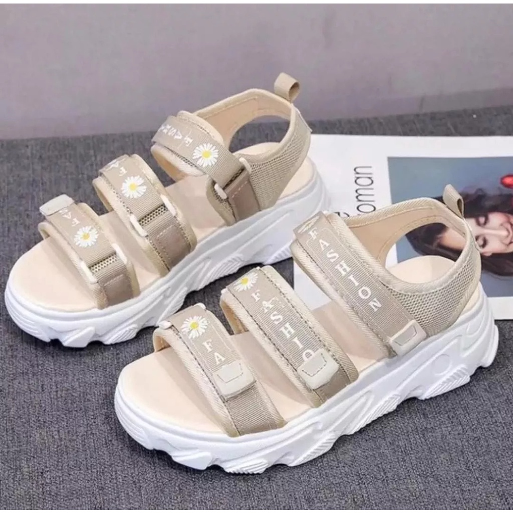 Sandal Wanita Terbaru / Sendal Gunung Cewek Korea Import / Sandal Perempuan Terlaris 2022 / Sandal W