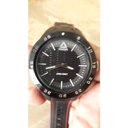 REEBOK Jam Tangan Pria second preloved 434
