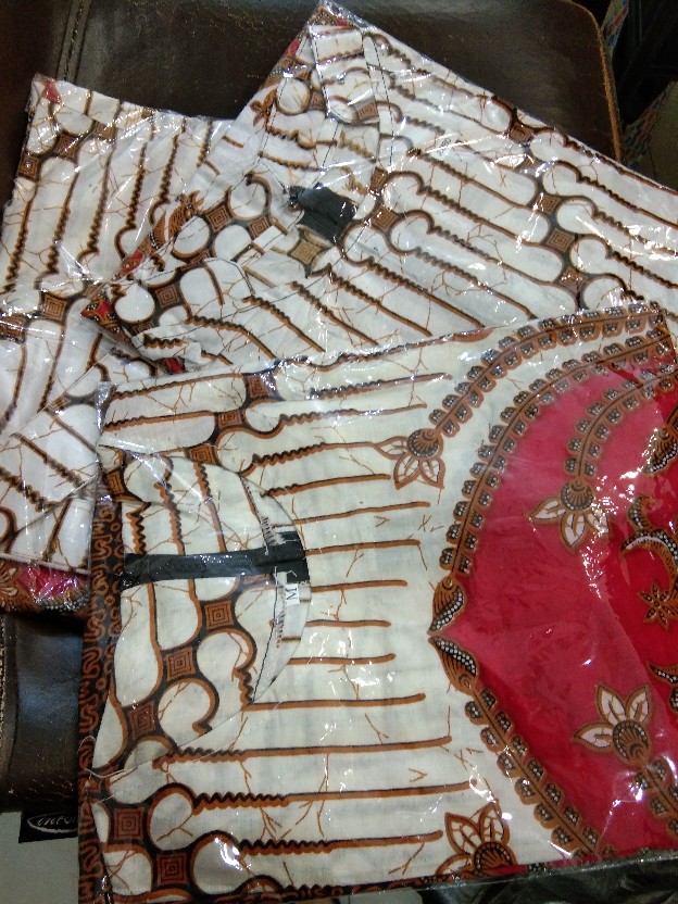 Bisa Pisah Batik Couple Keluarga Sania Ruffle Ori Ndoro Jowi  Seno  Abang Putih