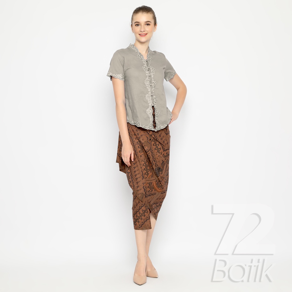 ROK BATIK SPAN Skirt Lilit Kebaya Instan Modern Wanita Motif Parang Seling Kusumo Warna Coklat 726748 Cap 72 - Rok Batik Lilit Bawahan Skirt Kamen Kebaya Songket Batik Panjang Plisket Span Instan Jadi Bali Lembaran Premium Modern Untuk Wanita Kondangan