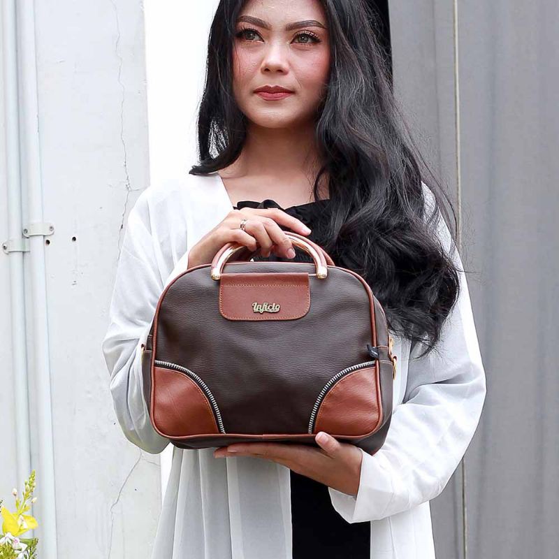 Tas selempang wanita slingbag handbag garansi original bahan premium asli bandung