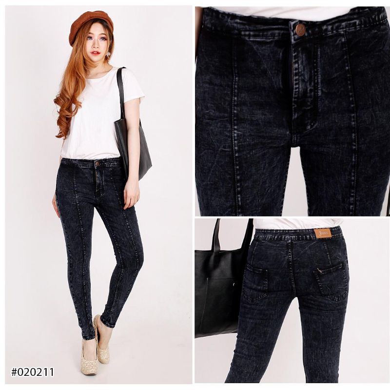 Celana Panjang Highwaist Jeans Wanita Softjeans