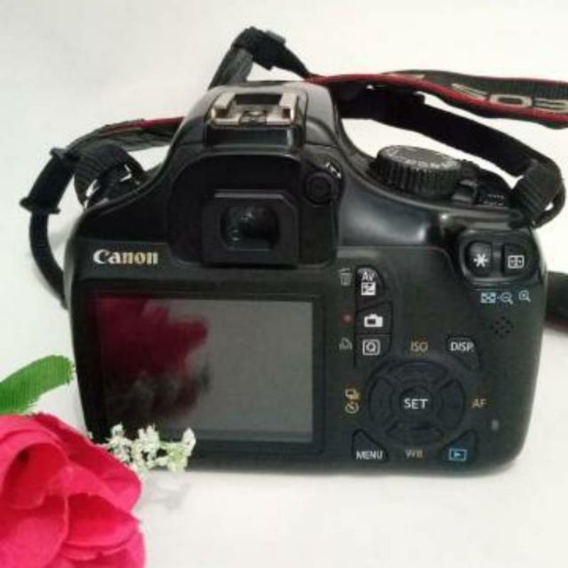 Kamera Canon 1100D second /bekas