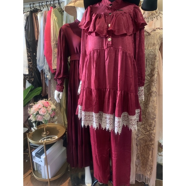 One Set Silk Celana India shellasauki