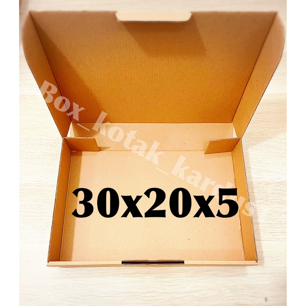 

box kotak kardus karton 30x20x5 karton box kotak baju, kotak piza, kotak souvenir