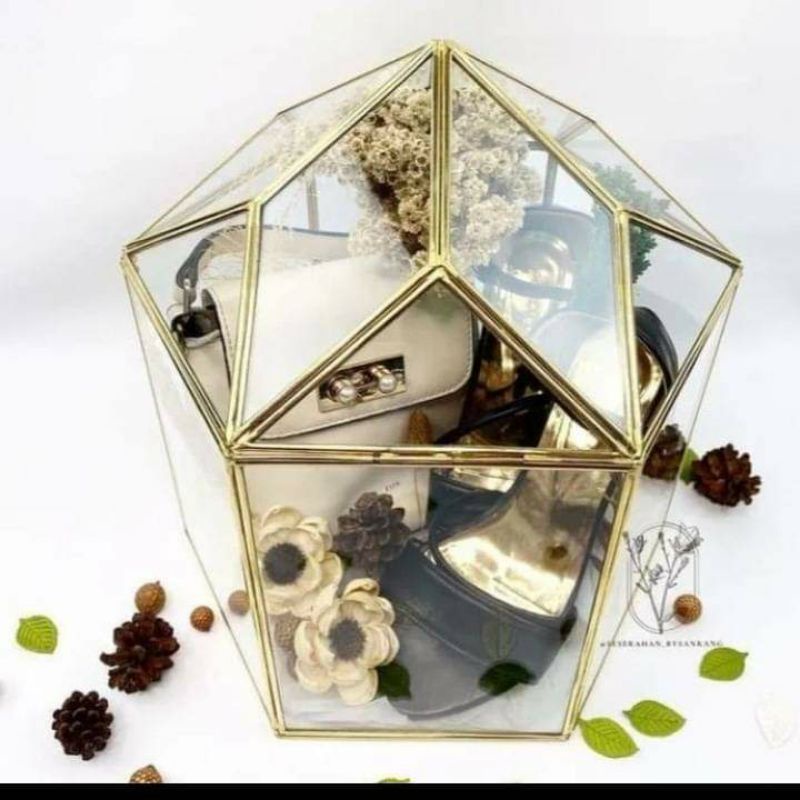 Kotak hantaran kaca motif masakini