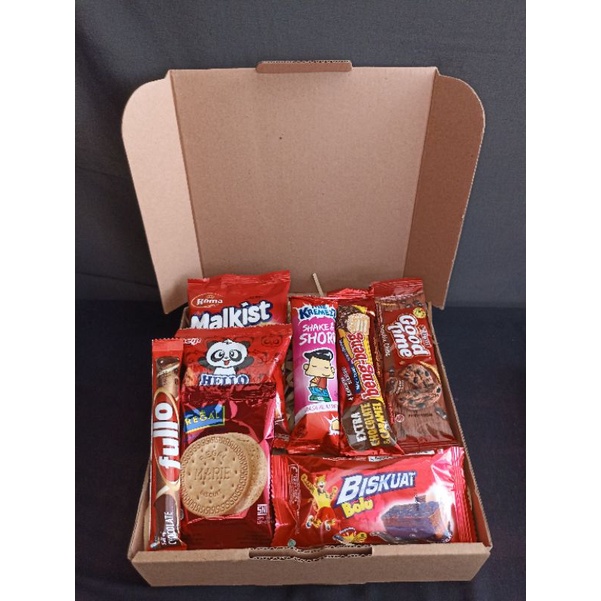 

Hampers Snack / Gift Box / Hadiah / Gift Murah / Kado Murah / Kado Ultah / Kado Wisuda / Kado Anniversarry Express