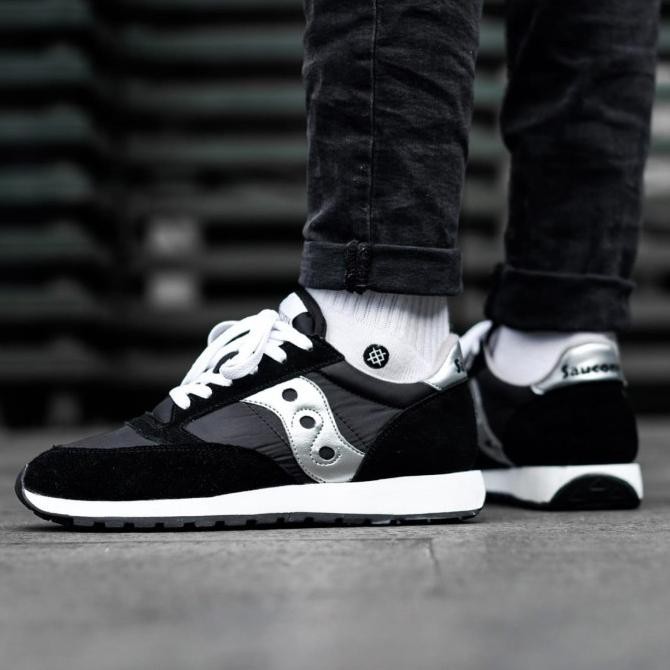sepatu saucony jazz vintage original black white termurah