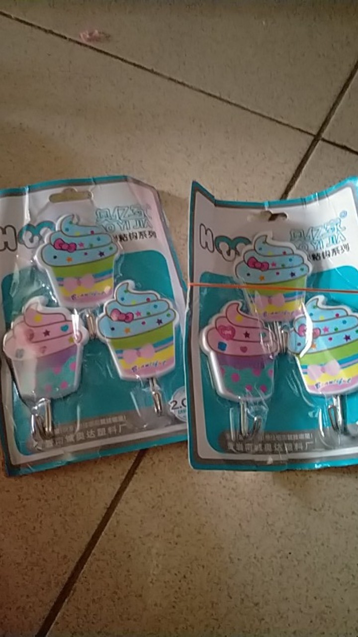 Min Beli 2 Pack Hook Dinding /  Hanger Baju / Gantungan Baju Dinding / Gantungan Baju Tempel Dinding