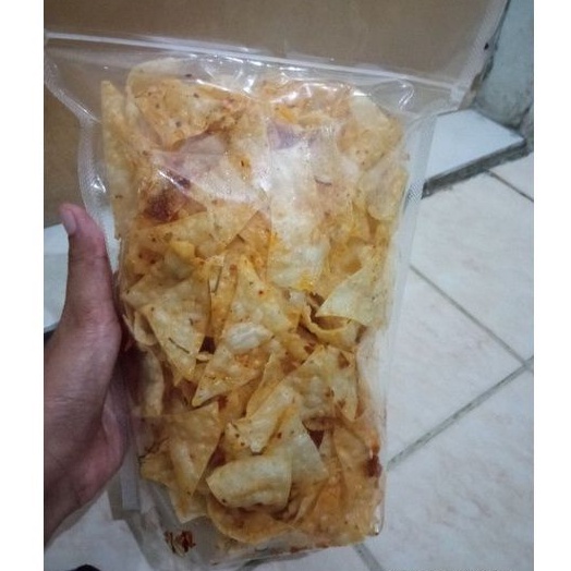 

Keripik Pangsit garlic spicy 250 gram