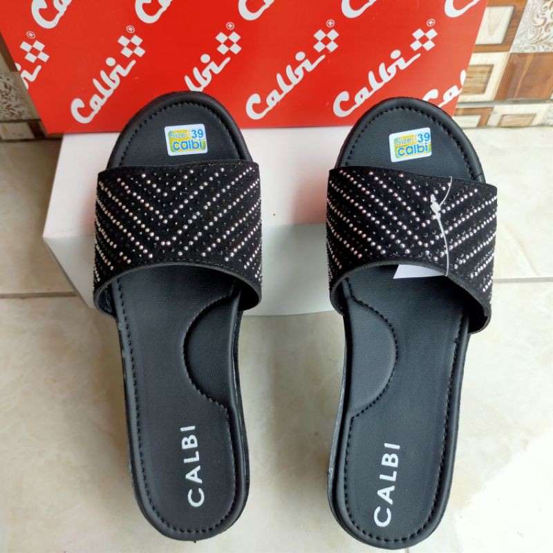 Sandal Calbi Slop SegitigaTinggi 5cm