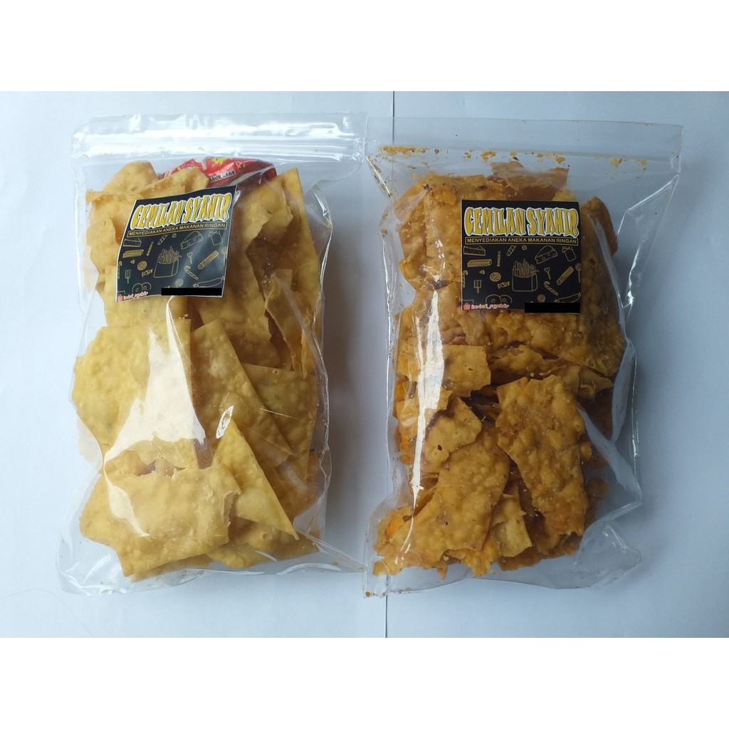 Keripik Pangsit Bawang pedas dan asin Netto 131 Gram