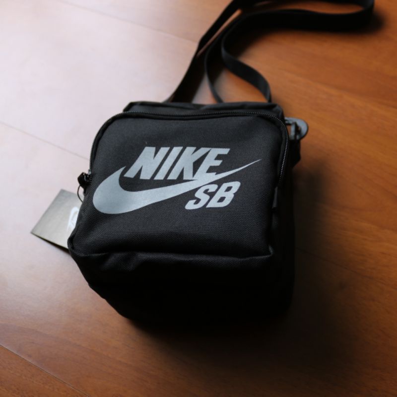 Tas shoulderbag slingbag nike sb