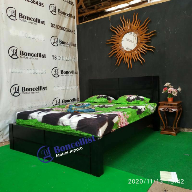 dipan tempat tidur minimalis kayu jati mebel jepara cat duco hitam