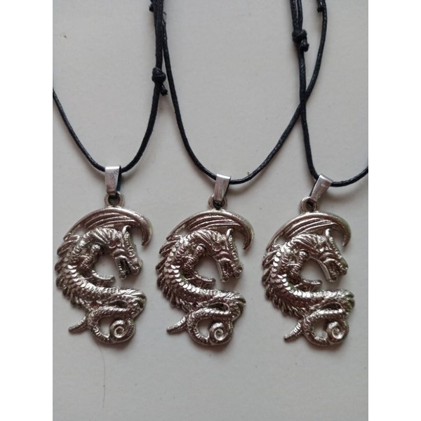 Kalung Naga