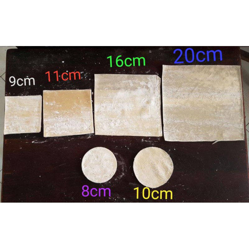 

Kulit Pangsit Bulat / Kotak Vacuum 1/2kg 500gr