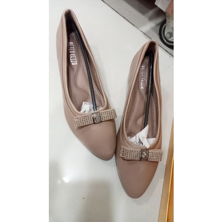 Sepatu Wedges Hak Dalam Merk Peter Keiza