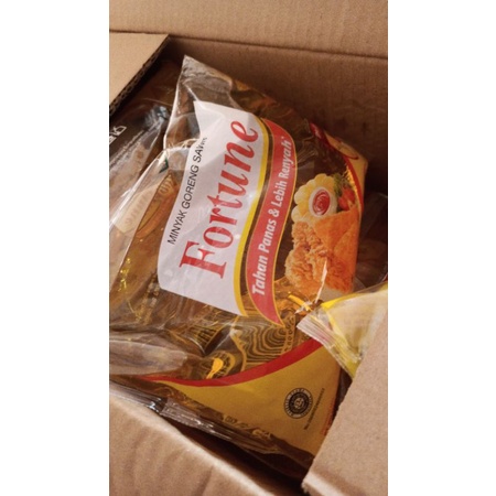 

Minyak fortune bantal 1 liter