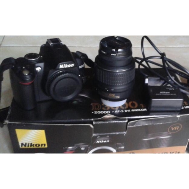 Kamera NIKON D3000