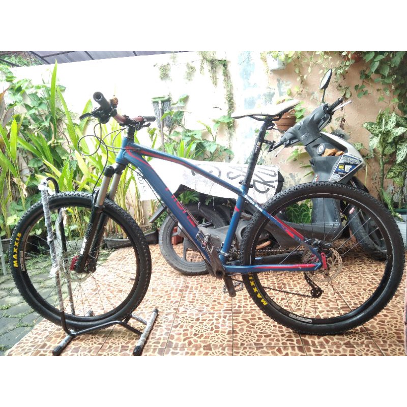 Sepeda Gunung (MTB) Thrill Vanquish 1.0 Full Upgrade