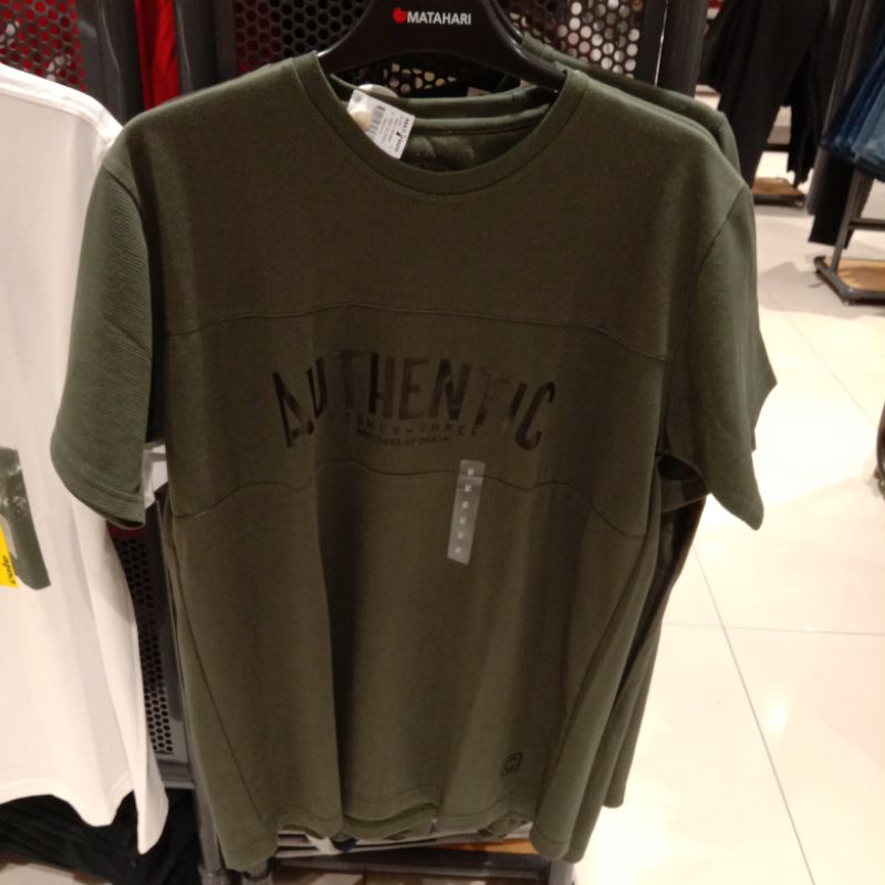 Cole Han Kaos pria Autentic