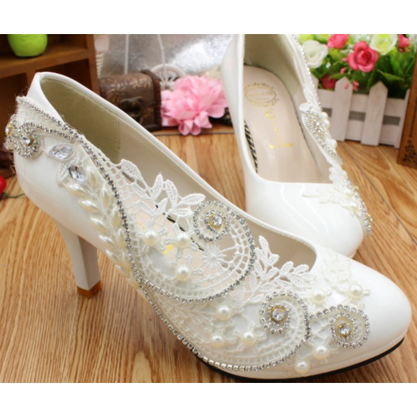 WEDDING SHOE HEEL LARGE WHITE PEARL WOMENS SHOES WEDDING SHOES// SEPATU WEDDING PERNIKAHAN