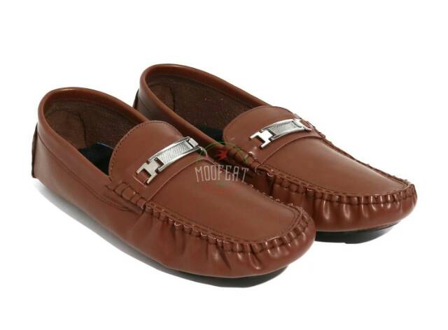 SEPATU SANTAI KULIT MOOFEAT MOCCASIN BELT