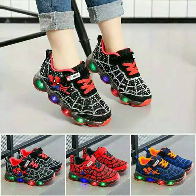 Sepatu Led spiderman