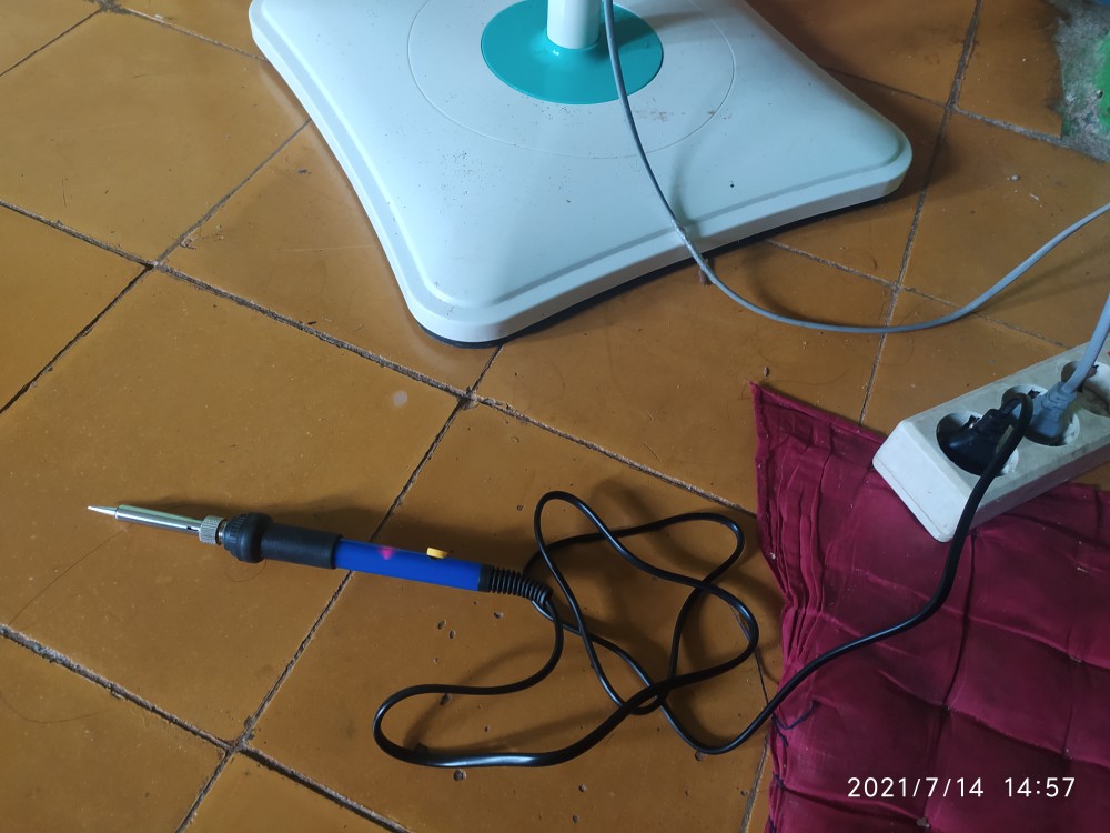 Taffware Solder Iron Adjustable Temperature 60w - Cs-31