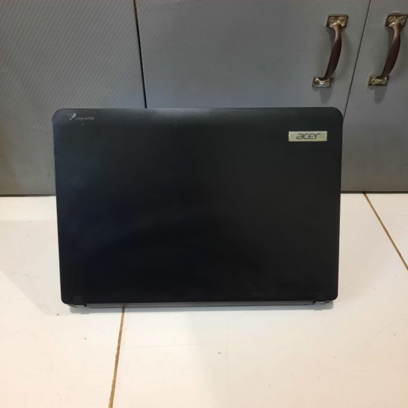 Laptop Acer Travelmate P243 Cor i3-3110M Ram 4GB/HDD 500Gb Windows 10 Layar 14inch