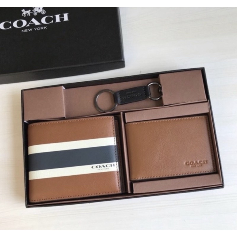 (READY STOCK) Coach Compact ID Wallet In Varsity Calf (75086)