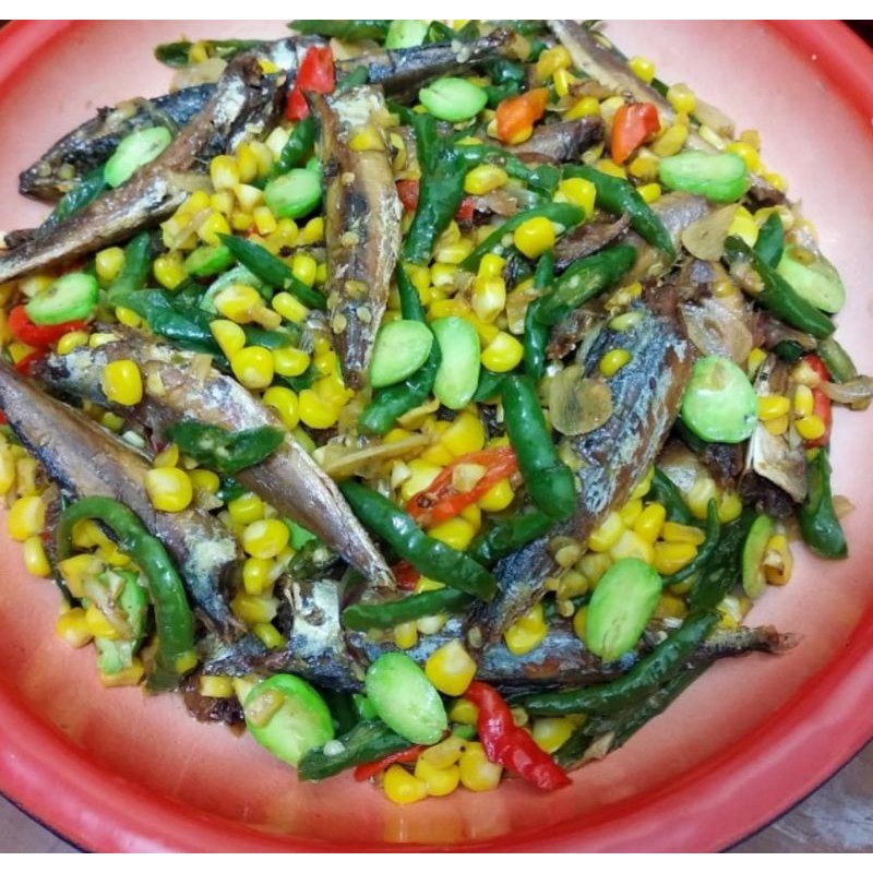 

tumis ikan asin rebus