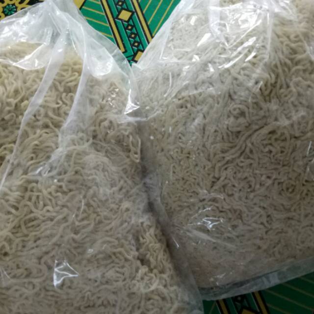 

Mie pangsit/ayam 2kg