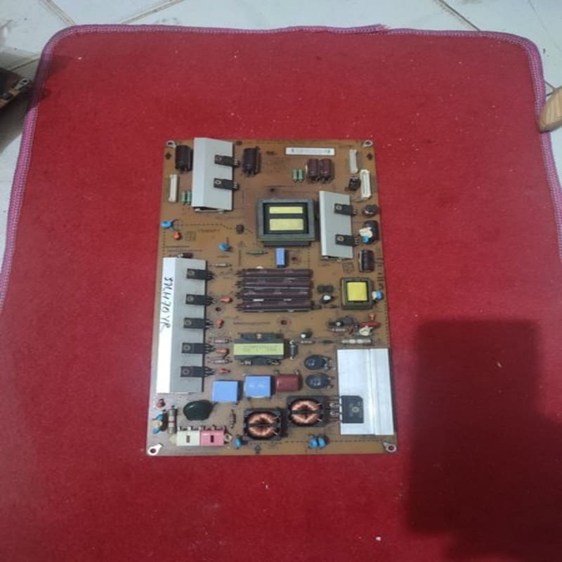 PSU - regulator - power supply yv lcd led LG 37LH70 YR - 37LH70YR - 37 LH 70 YR