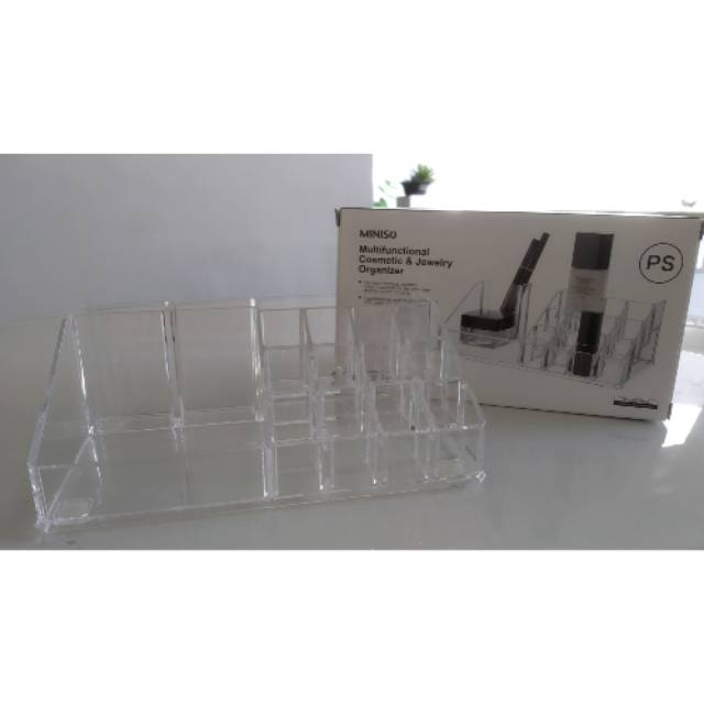 MINISO  MULTIFUNCTIONAL COSMETIC & JEWELRY ORGANIZER - LARGE. rak kosmetik akrilik miniso