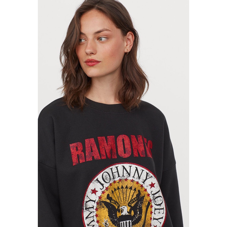 Crewneck Ramones HM Kaos Ramones crewneck h&amp;m ramones kaos band ramones