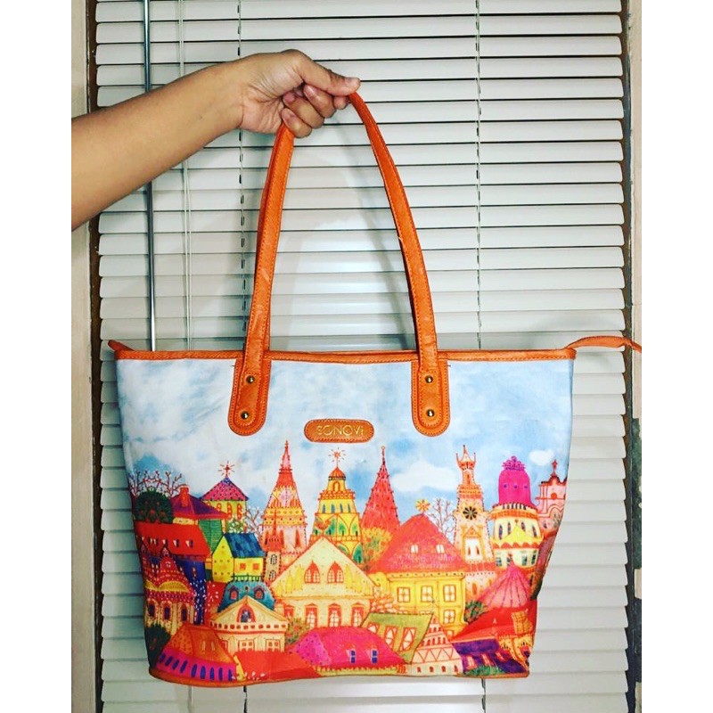 Tote bag brand SONOVI